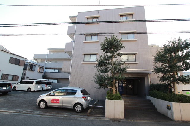 駐車場　駐車場（要空き確認）