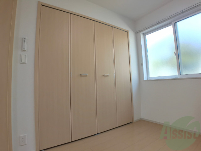 収納　クローゼット。荷物がたくさんあっても問題ないですね。