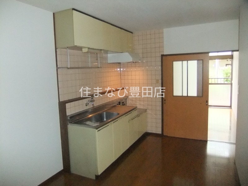 キッチン　同型別部屋写真