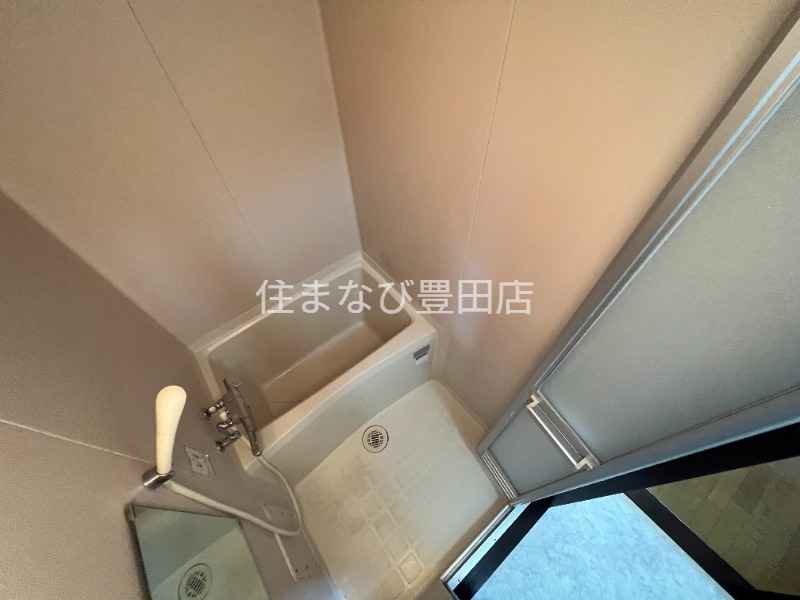 バス・シャワールーム　同型別部屋写真