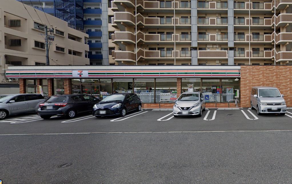 コンビニ　セブンイレブン 小倉日明4丁目店（コンビニ）まで269m