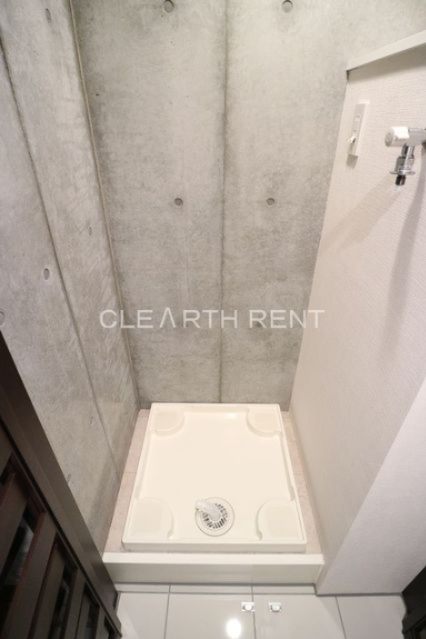 その他設備　扉付洗濯機置き場/生活感を感じさせません