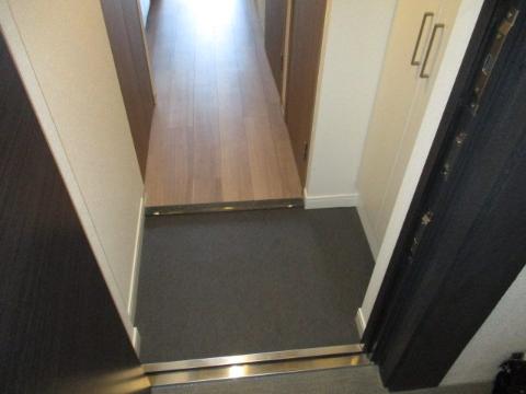 玄関　玄関（イメージ）