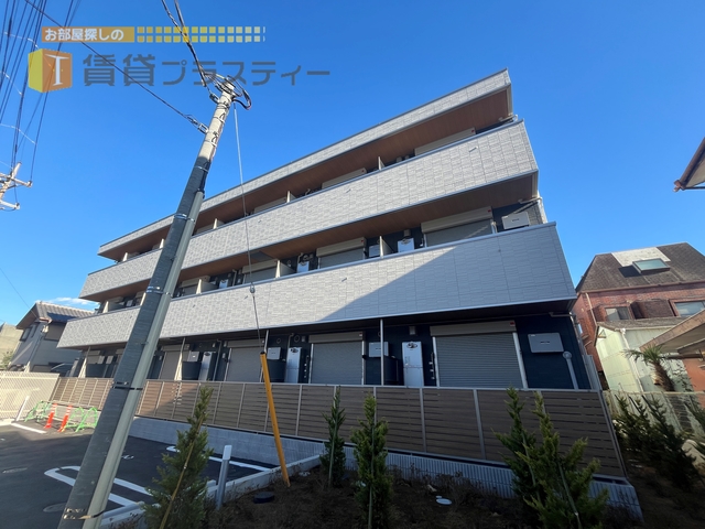 建物外観　２０２４年完成。大和ハウス施工のＤルーム！