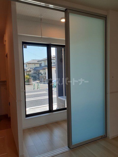 バルコニー　収納