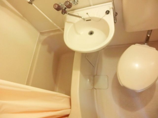 バス・シャワールーム　バスルーム