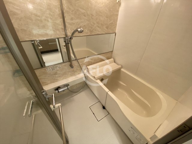 バス・シャワールーム　本町橋タワー　浴室