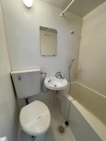 洗面設備　洗面所です