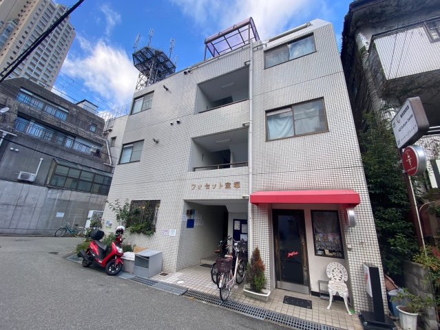 建物外観　落ち着いた雰囲気の外観です