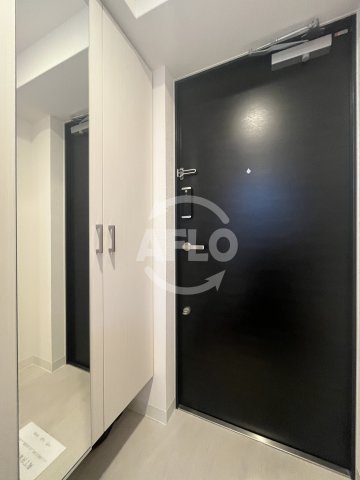 玄関　エスリード大阪デュアルゲート　玄関