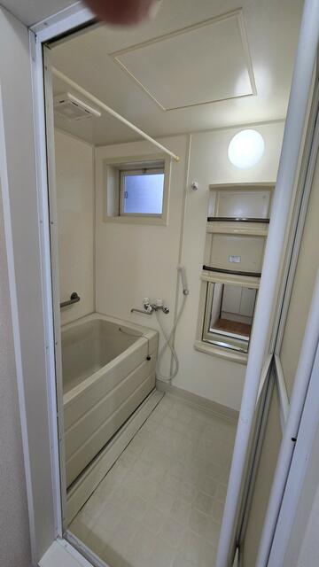 バス・シャワールーム　★044-299-8985までお気軽にお電話下さい♪