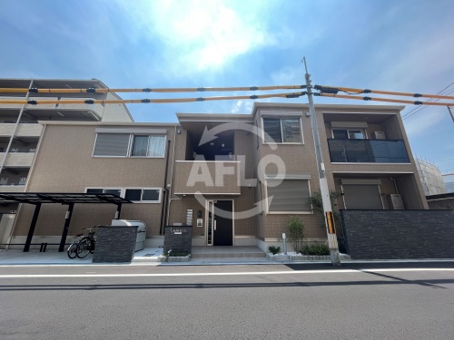 建物外観　エミネンス　外観