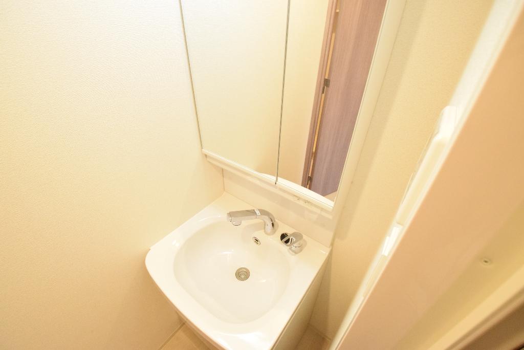 洗面設備　洗髪洗面化粧台