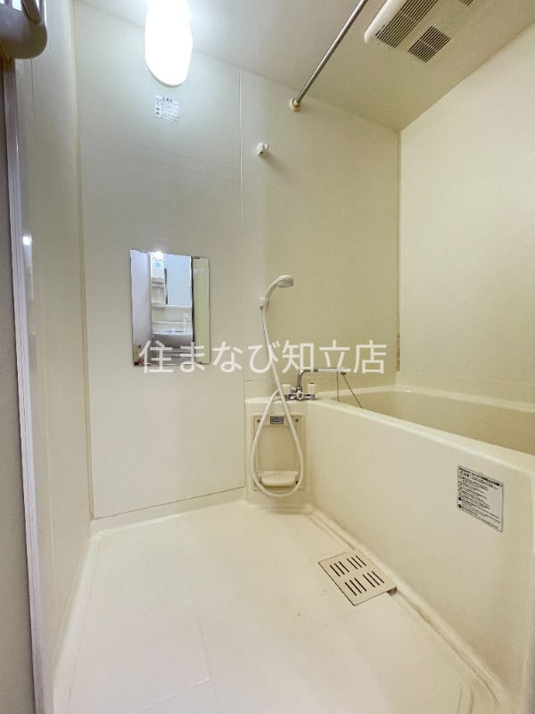 バス・シャワールーム　同型別部屋写真