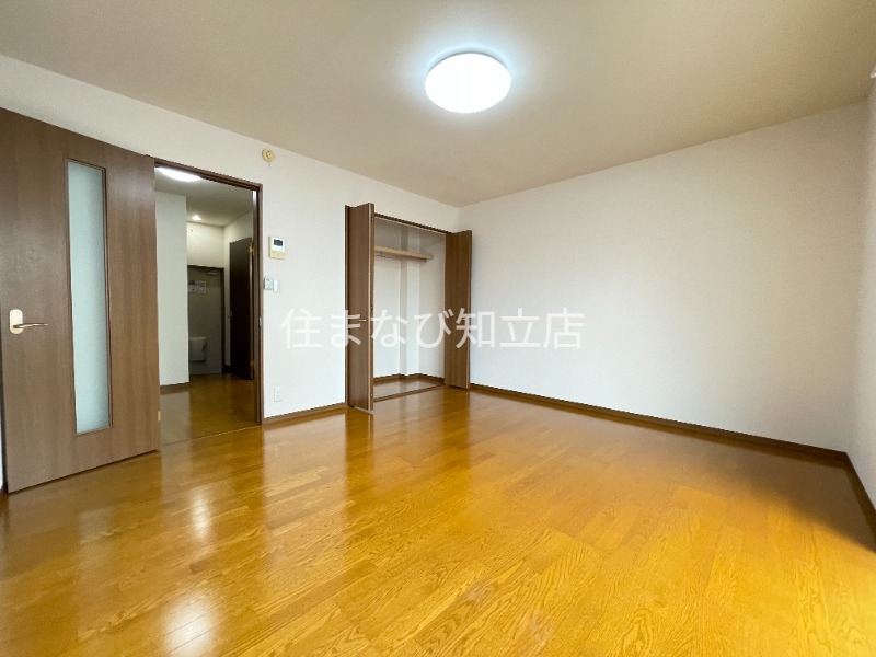 居室・リビング　同型別部屋写真