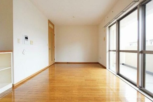 居室・リビング　別室参考写真