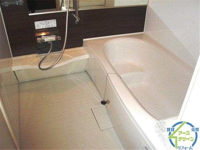 バス・シャワールーム　パース写真