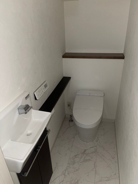 トイレ　トイレ２箇所有