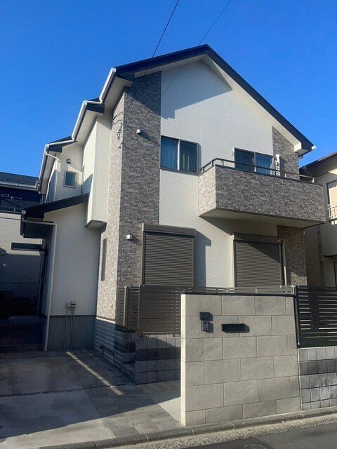 建物外観　閑静な住宅街に立地