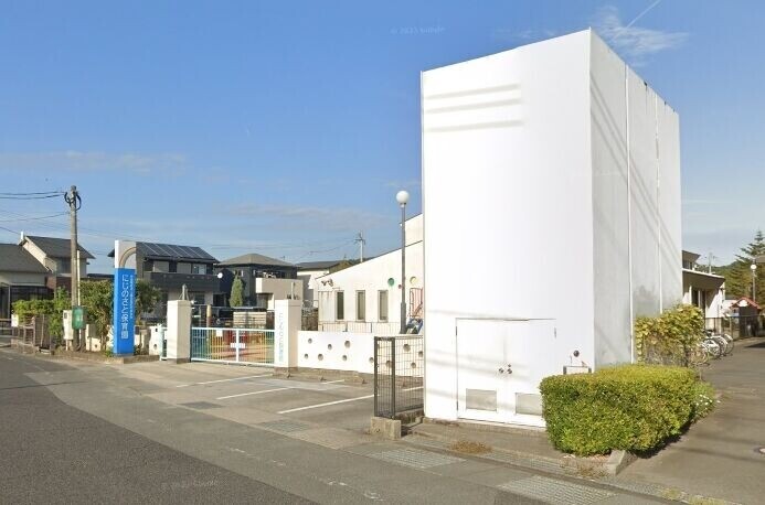 幼稚園・保育園　にじのさと保育園（幼稚園・保育園）まで876m