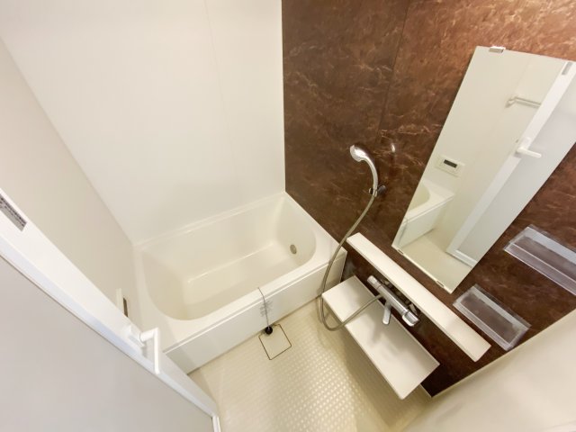 バス・シャワールーム　別号室の参考写真です。