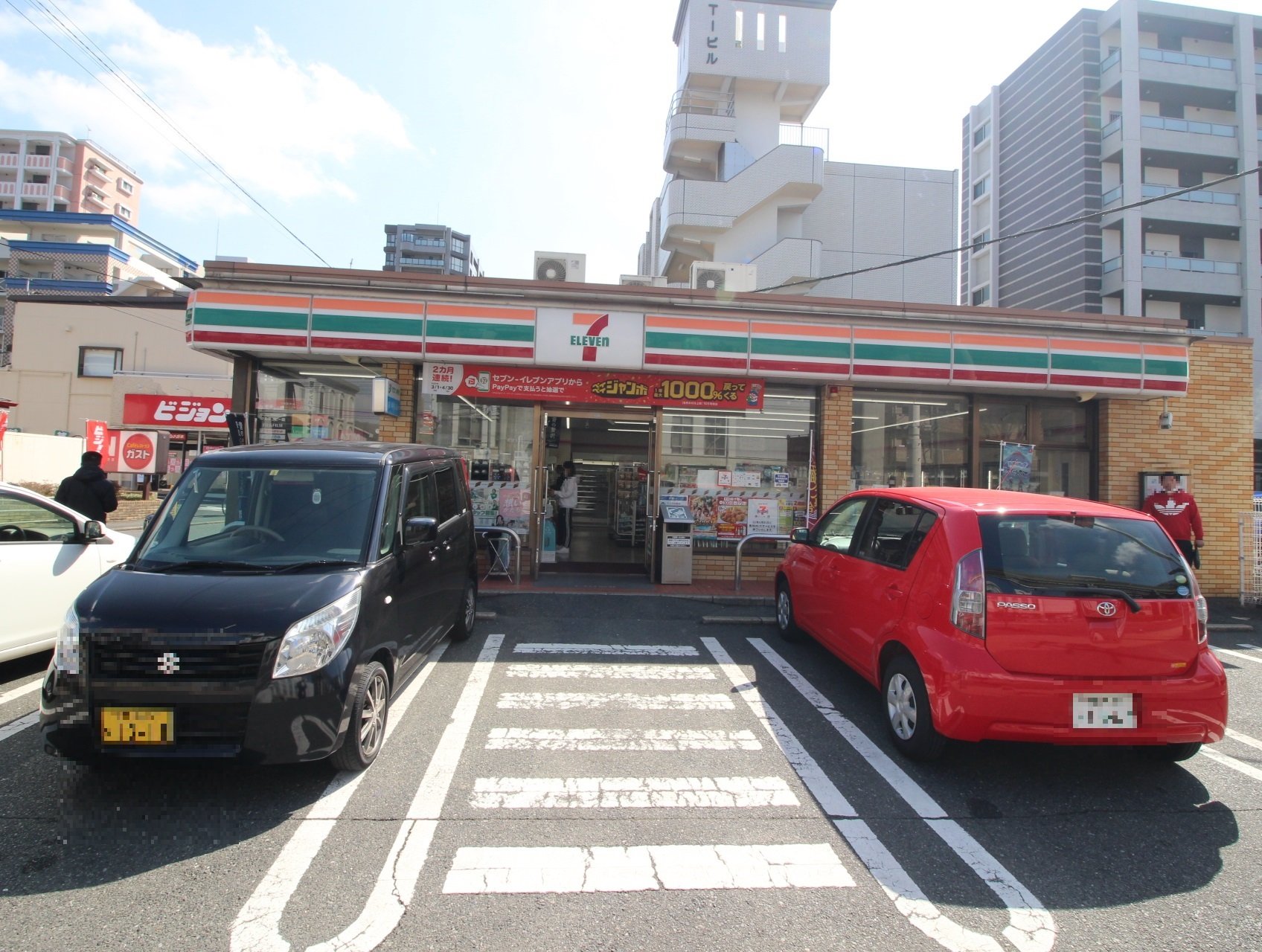 コンビニ　セブンイレブン小倉守恒店（コンビニ）まで353m