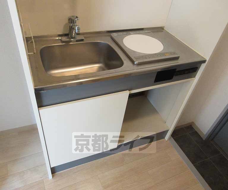 キッチン　コンパクトキッチンです