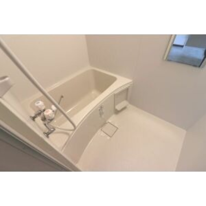 バス・シャワールーム　ゆったりバスルーム♪