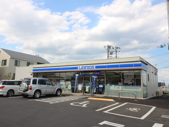 コンビニ　ローソン（コンビニ）まで430m