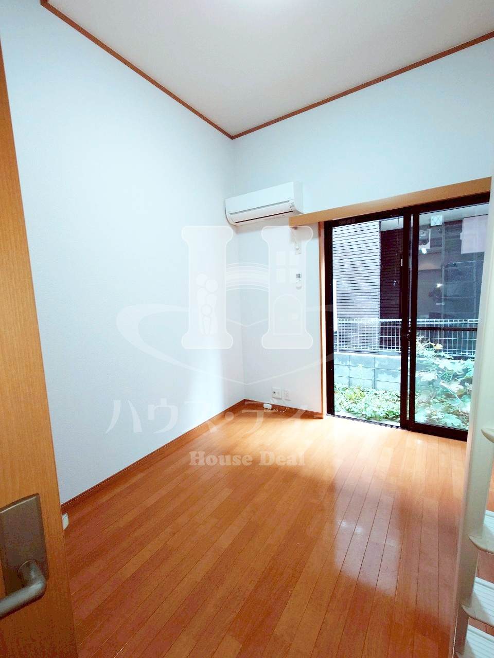 居室・リビング　リビングです　以下別号室参考写真です