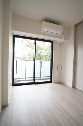 居室・リビング　居間