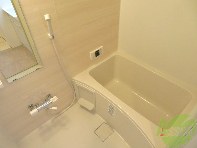 バス・シャワールーム　追い焚きがついてるのでいつでも温かいお風呂に入れます。