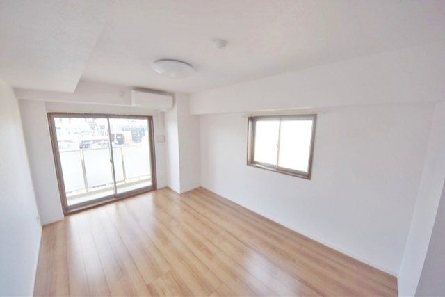 その他部屋・スペース　★2面採光で明るいです★