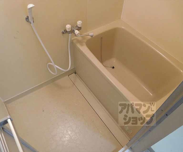 バス・シャワールーム　バス