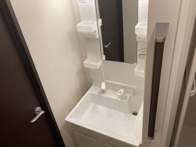 洗面設備　広い洗面スペース