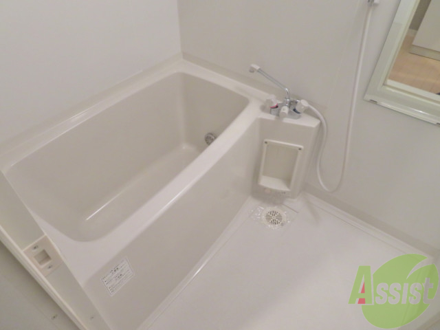 バス・シャワールーム　お風呂の綺麗で広さがあるので一日の疲れを癒せます