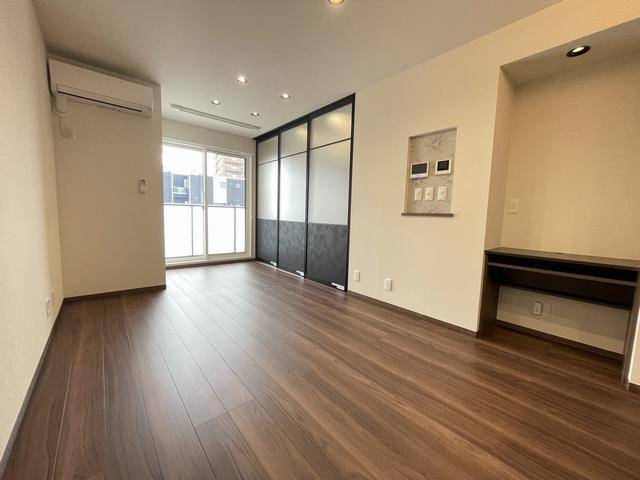 居室・リビング　１２．７帖のお部屋です。