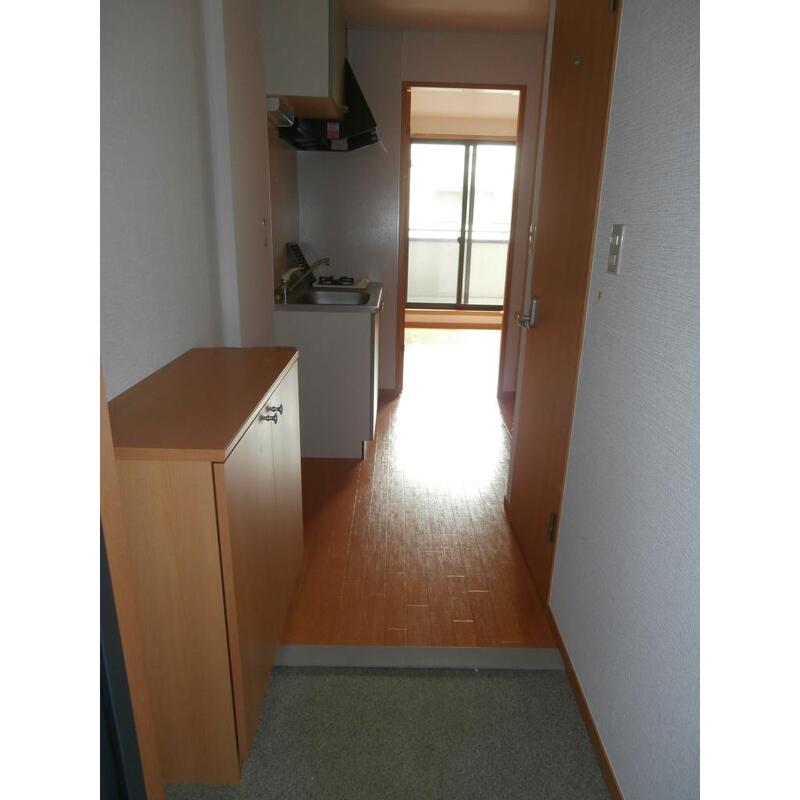 玄関　同建物内他部屋参照