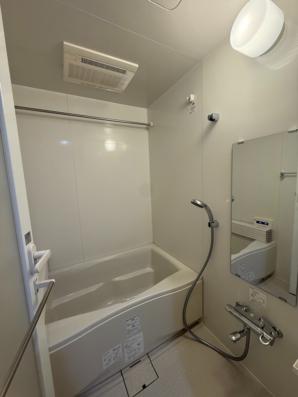 バス・シャワールーム　※同タイプ別階数部屋