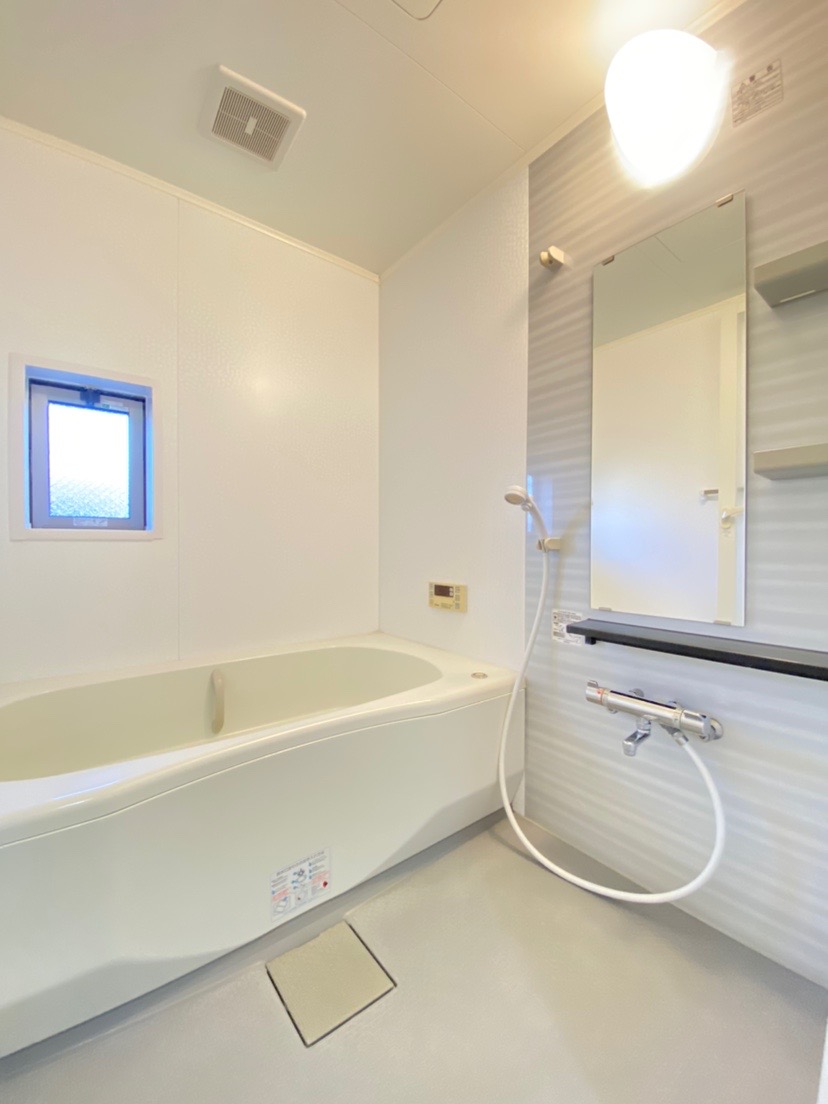 バス・シャワールーム　◆こちらの物件のお問合わせは、蕪木不動産へお問合せ下さい◆