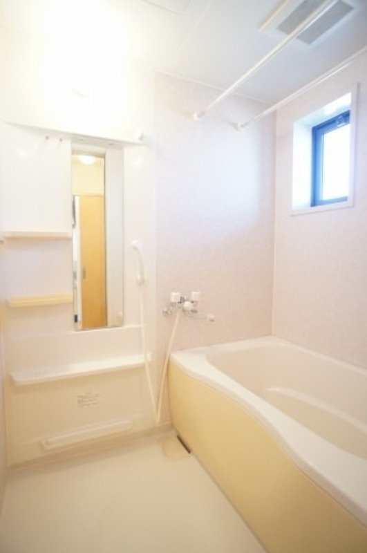 バス・シャワールーム　図面と現状に相違がある場合には現状を優先