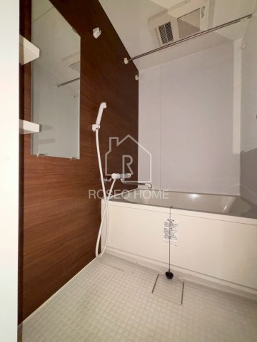 バス・シャワールーム　同マンション別部屋：参考写真