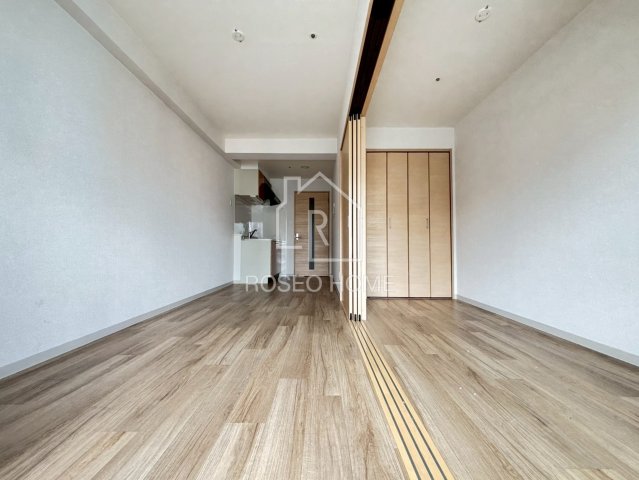 居室・リビング　同マンション別部屋：参考写真