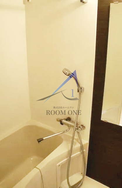 バス・シャワールーム　お風呂です。