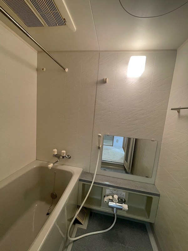 バス・シャワールーム　現況優先