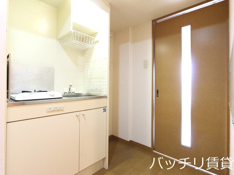 キッチン　画像は別号室イメージの為、現況を優先いたします。