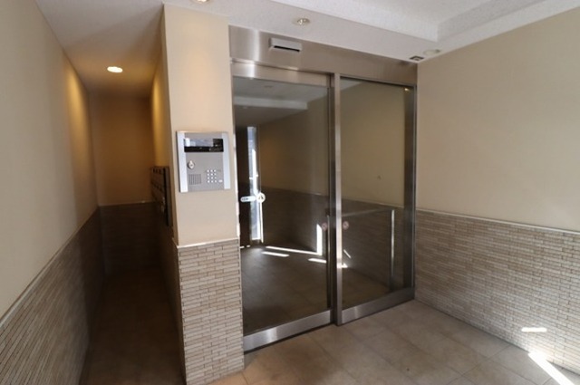 エントランス　エントランス