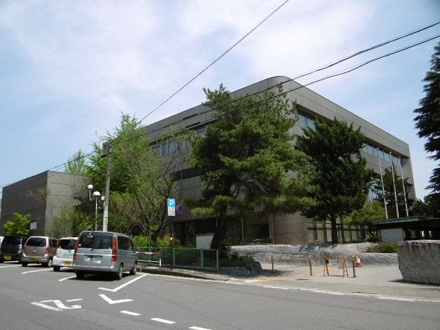 図書館　長野市立長野図書館（図書館）まで1073m