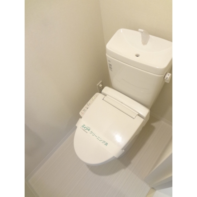 トイレ　シャワートイレ