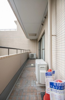 バルコニー　朝日目黒マンション（別部屋参考画像）